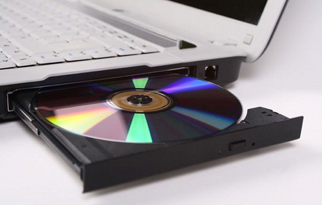 jak wykryć cd rom w Windows 8