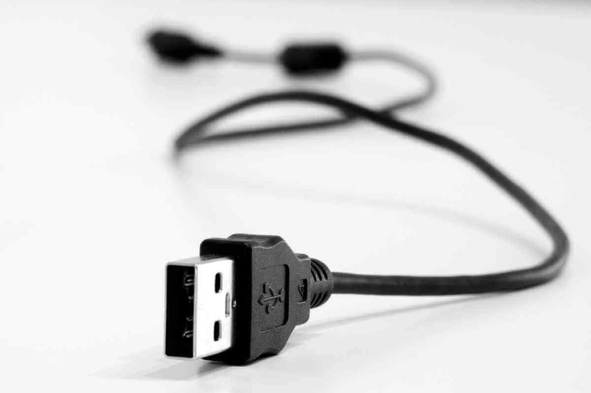 kabel USB niebieski yeti mikrofon nie został rozpoznany