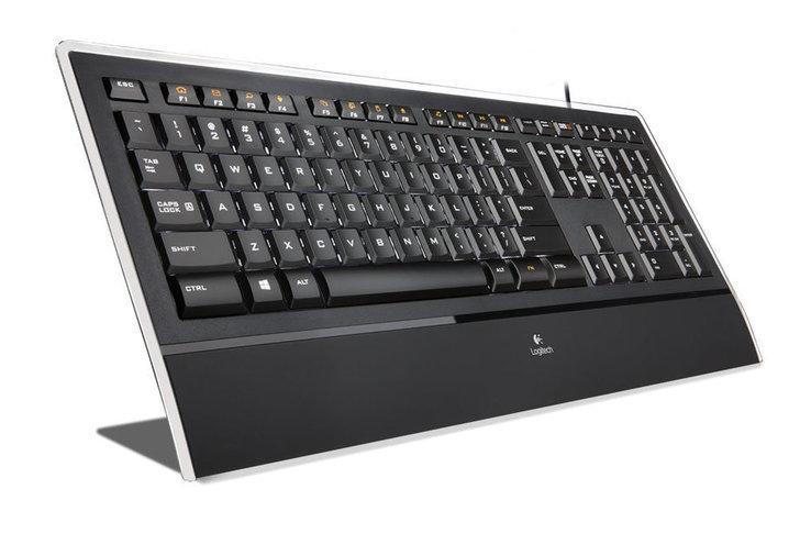 best_backlit_keyboards_logitech_k740