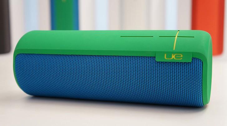 Waterproof_wireless_speakers_ue_boom_2