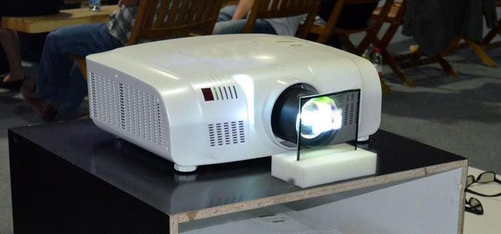 Flyin_10000_lumens_360_degree_projector